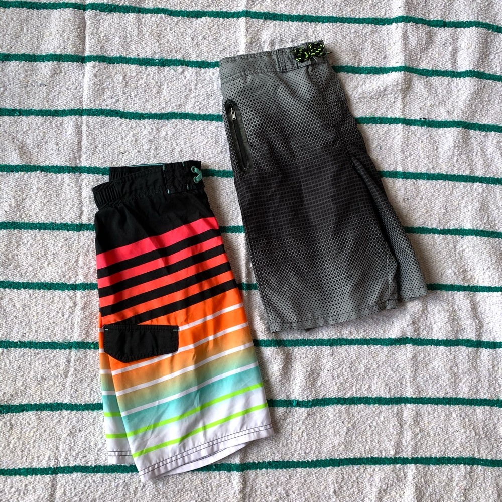 lot of 2 boys swim trunks - bodyglove, cat & jack